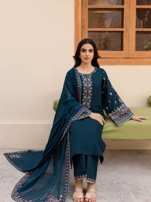 BATIK SUMMER SPECIAL'S UNSTICHED EMBROIDERED LAWN 3PC WITH CHIFFON DUPPATA