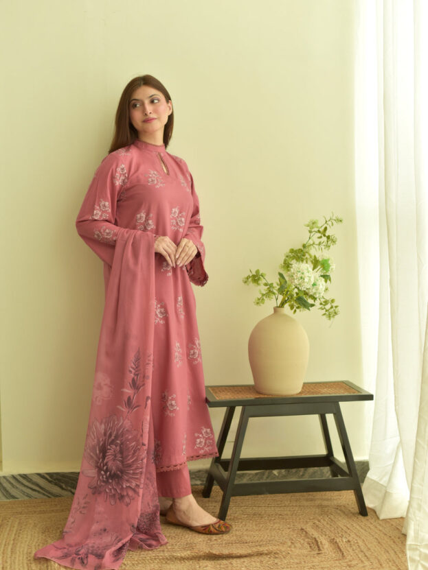 ZIMAL WINTER 2026 EMBROIDERED UNSTICHED DHANAK 3PC WITH PASHMINA WOOL SHAWL