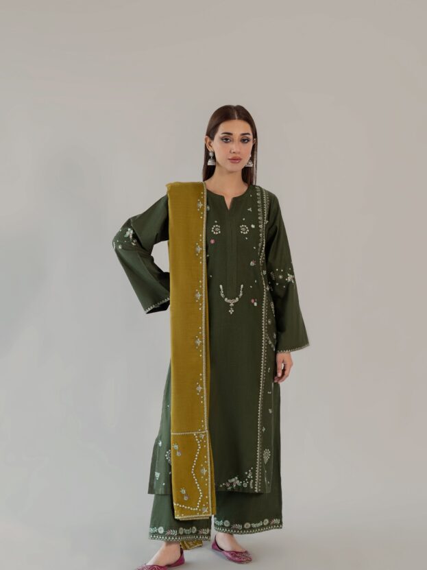 MARISSA WINTER 2026 EMBROIDERED UNSTICHED DHANAK 3PC WITH PRINTED PASHMINA SHAWL
